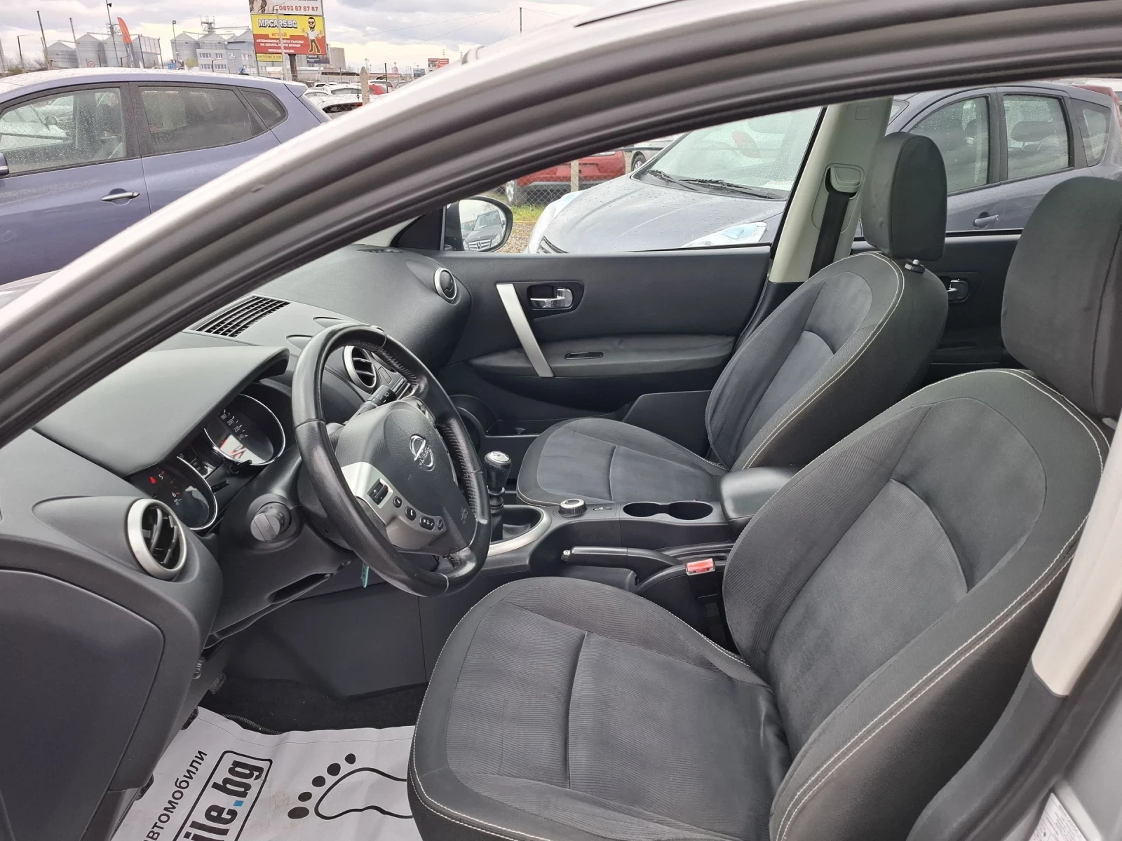 Nissan Qashqai 2.0 d-4х4 7mesta - изображение 6