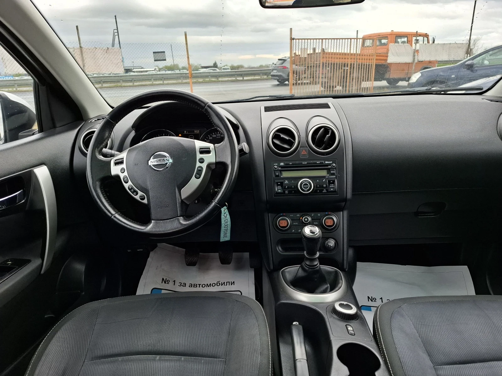 Nissan Qashqai 2.0 d-4х4 7mesta - изображение 7