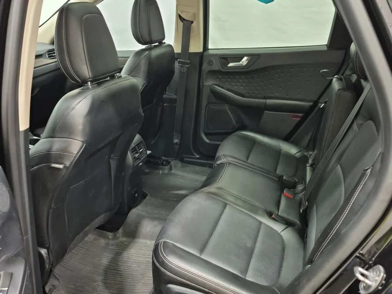 Ford Escape * TITANIUM HYBRID * REMOTE START* * ПАНОРАМА* , снимка 11 - Автомобили и джипове - 53976392