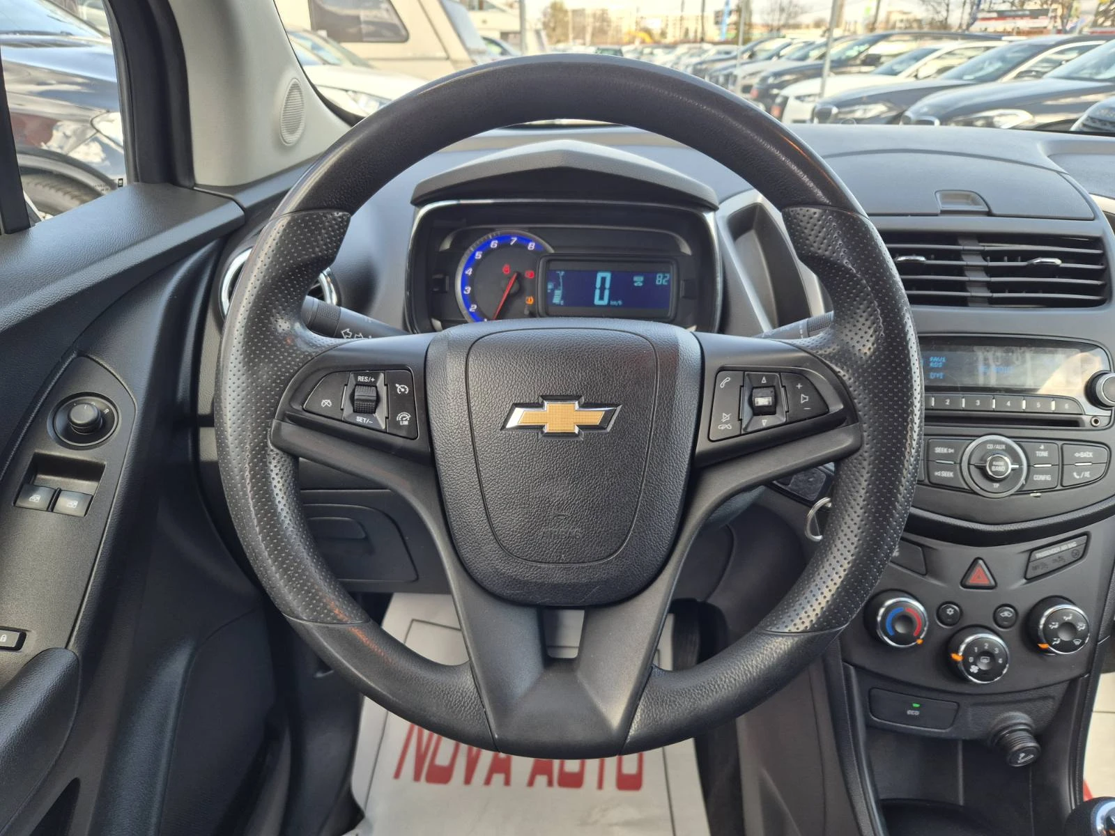 Chevrolet Trax 1.6i-200000км, снимка 8 - Автомобили и джипове - 54150539