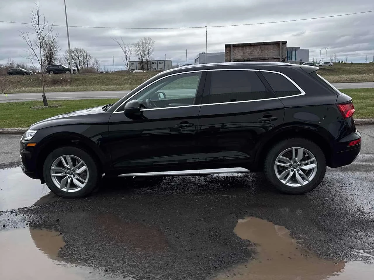 Audi Q5 Komfort /CAMERA/ПОДГРЕВИ, снимка 2 - Автомобили и джипове - 54384633