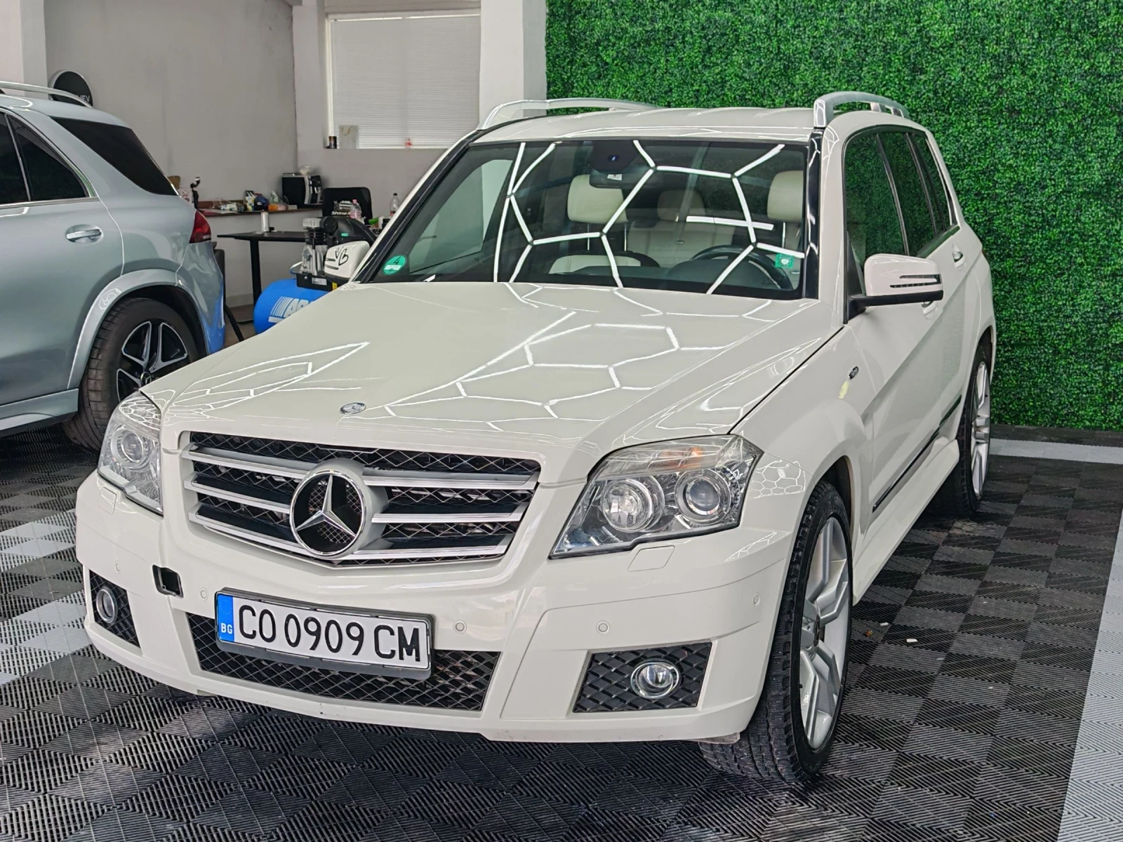 Mercedes-Benz GLK GLK 320 EDITION 1, снимка 3 - Автомобили и джипове - 54574229