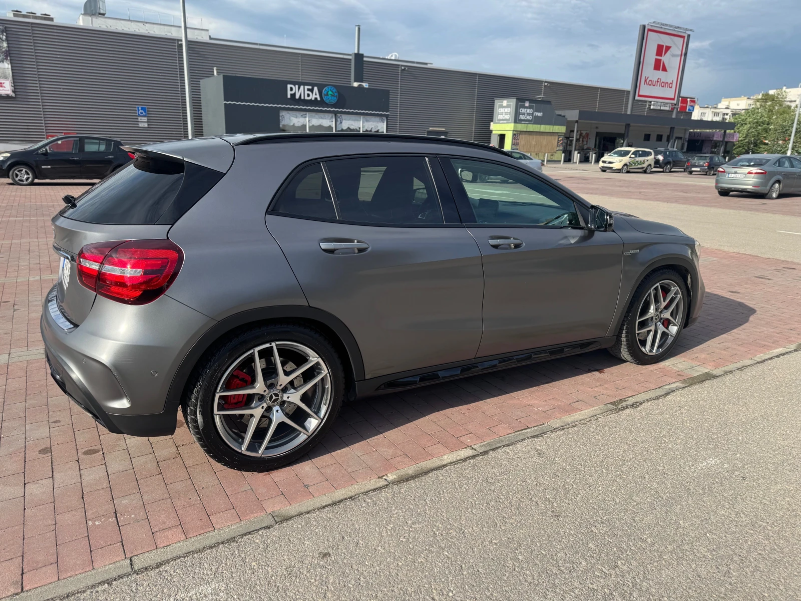 Mercedes-Benz GLA 45 AMG, снимка 16 - Автомобили и джипове - 54795854