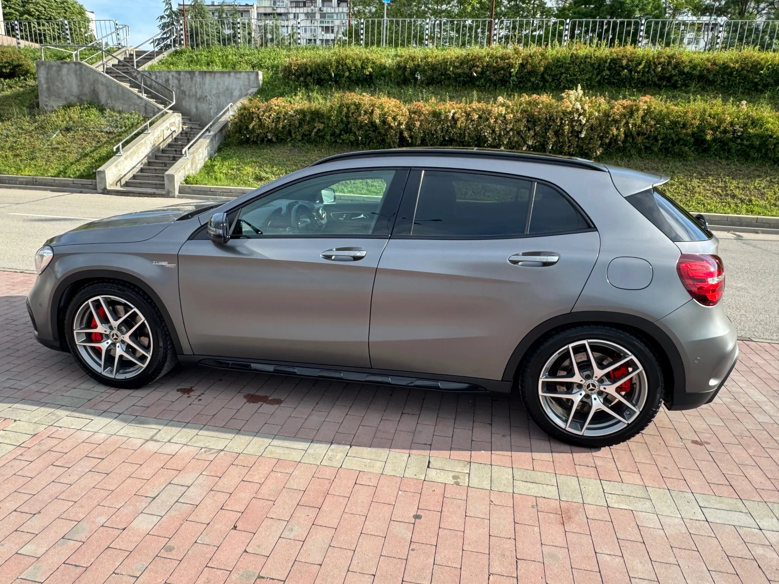 Mercedes-Benz GLA 45 AMG, снимка 15 - Автомобили и джипове - 54795854