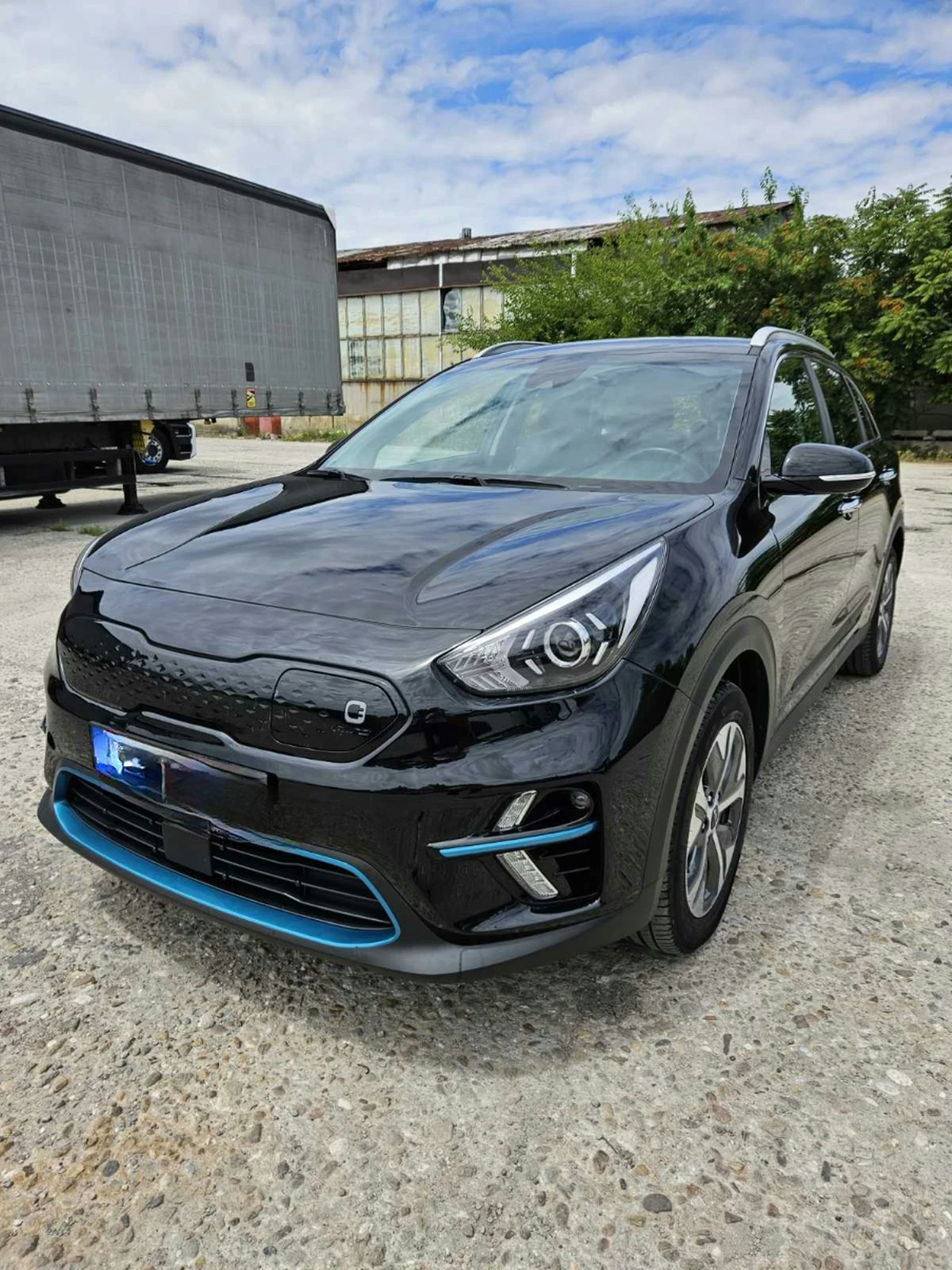 Kia Niro !!! 58 488 kм !!!  11.2021г / 64 kwh /204 кс / НОВ