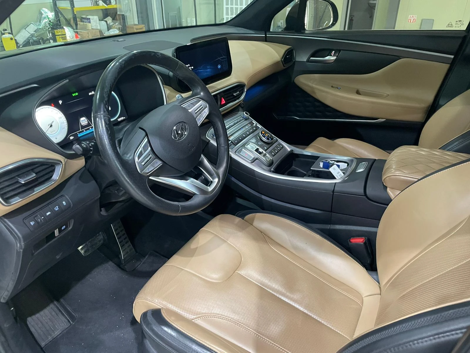 Hyundai Santa fe 2.2 CRDi 4WD ! Calligraphy !, снимка 8 - Автомобили и джипове - 54947038