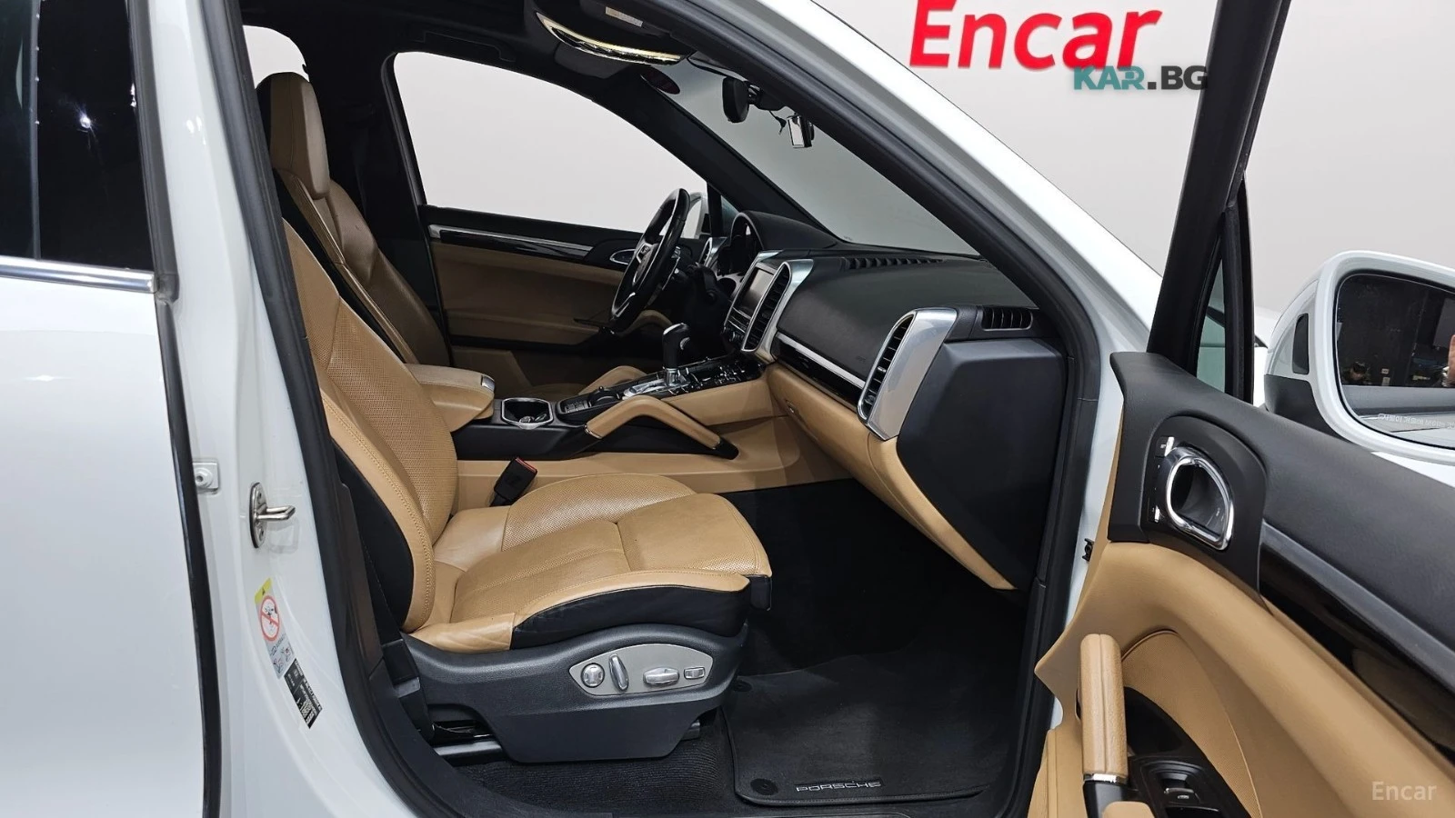 Porsche Cayenne 3.0 DIESEL* LCA* КОЖА* ПОДГРЕВ* ПАНОРАМА* , снимка 11 - Автомобили и джипове - 54997166
