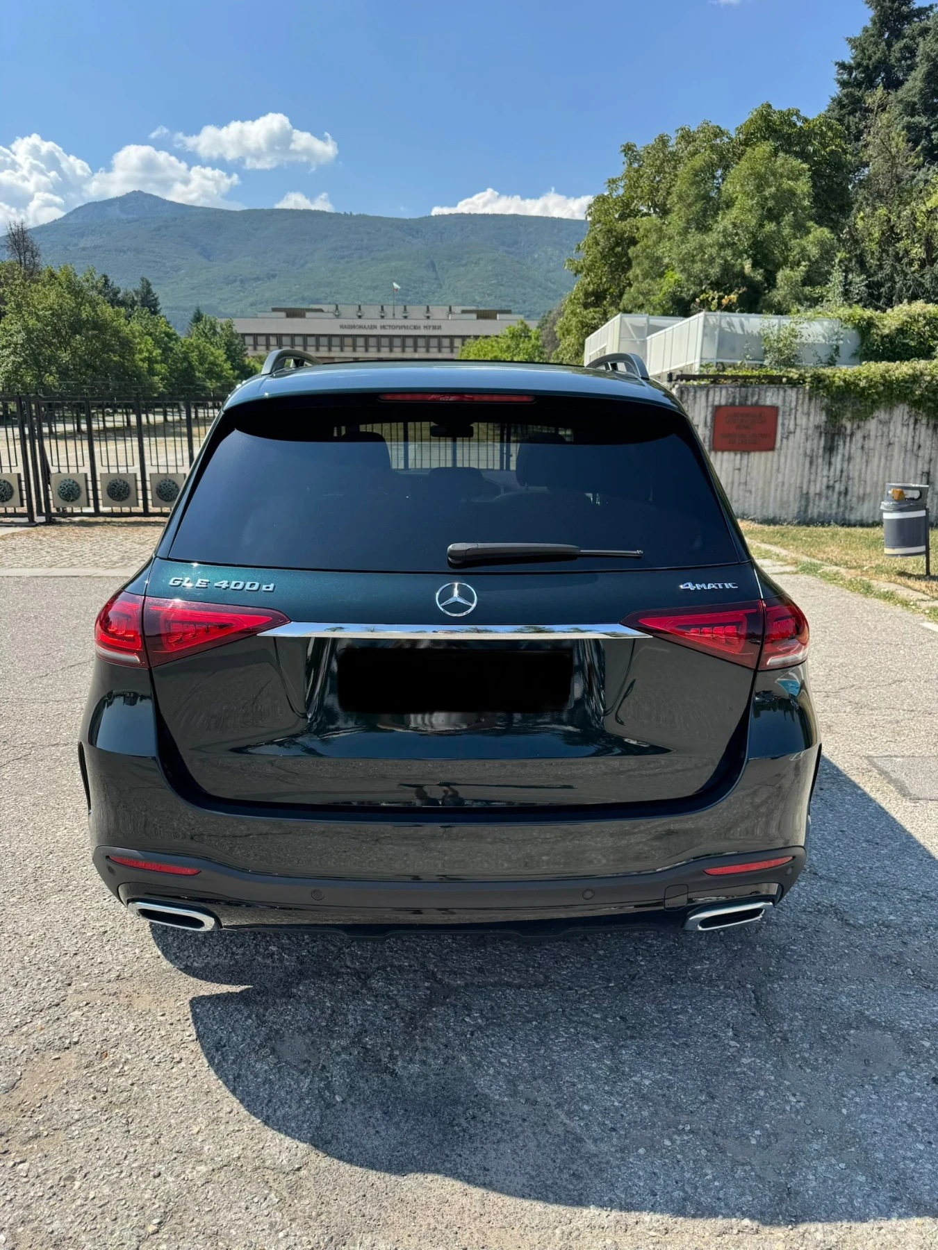 Mercedes-Benz GLE 400 d AMG Panorama 360 Burmester HeadUp Гаранция, снимка 4 - Автомобили и джипове - 55667703