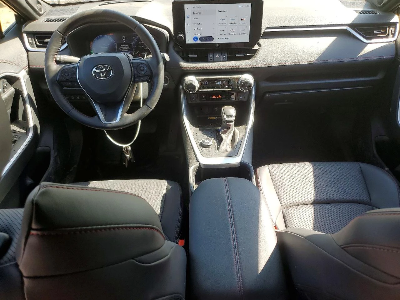 Toyota Rav4 PHEV* XSE* КОЖА* ПОДГРЕВ* ПАНО* КАМЕРА* , снимка 8 - Автомобили и джипове - 55690021