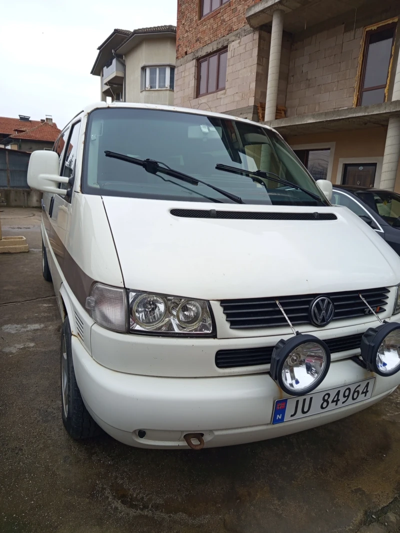VW Caravelle, снимка 7 - Бусове и автобуси - 52591679