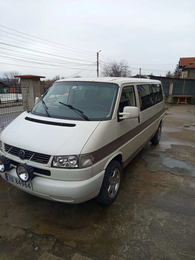 VW Caravelle