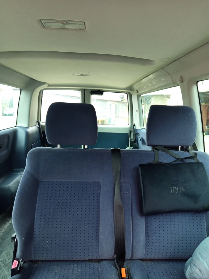 VW Caravelle, снимка 12 - Бусове и автобуси - 52591679