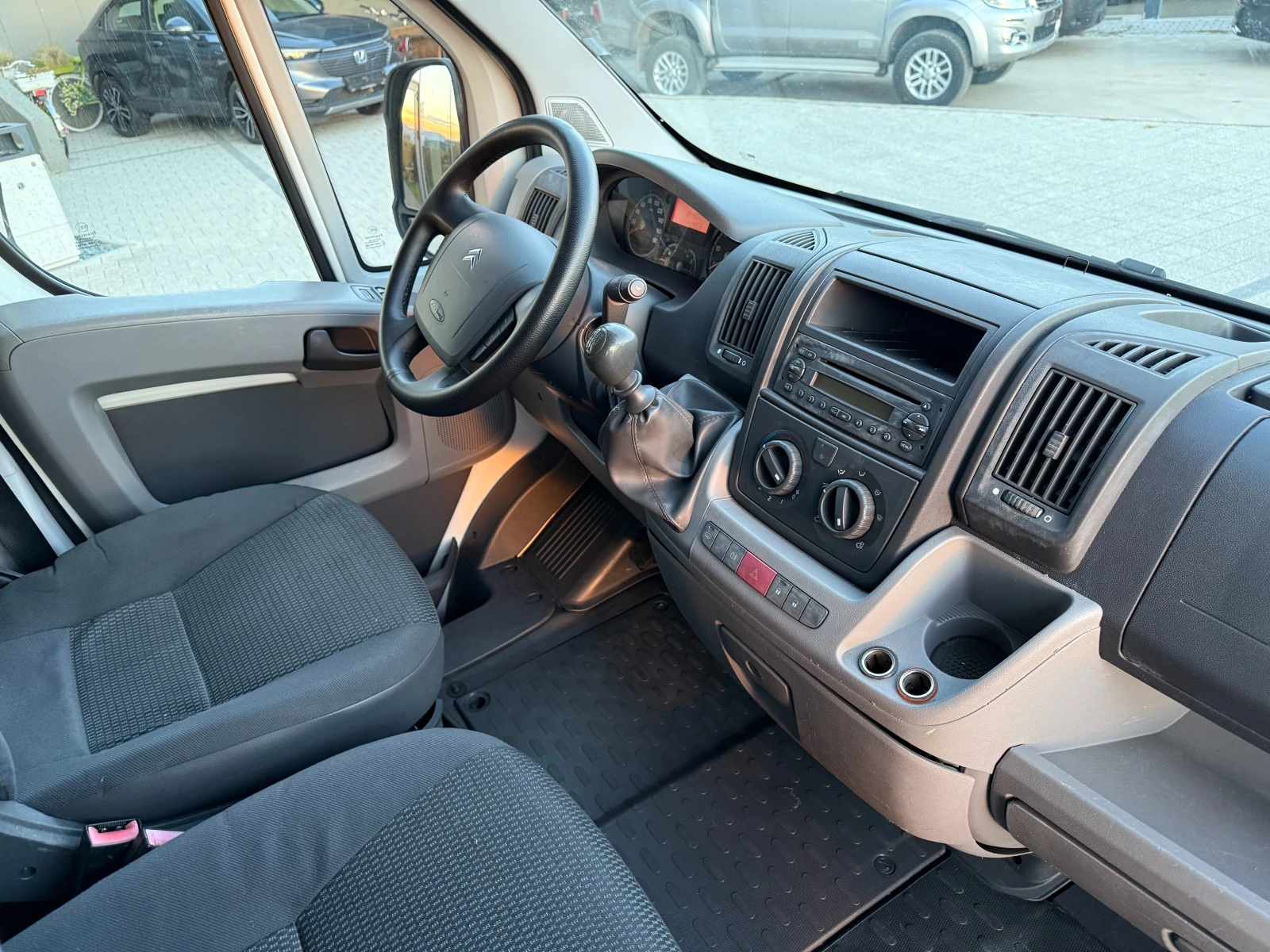 Citroen Jumper 2.2HDI L1H1 Клима - изображение 10