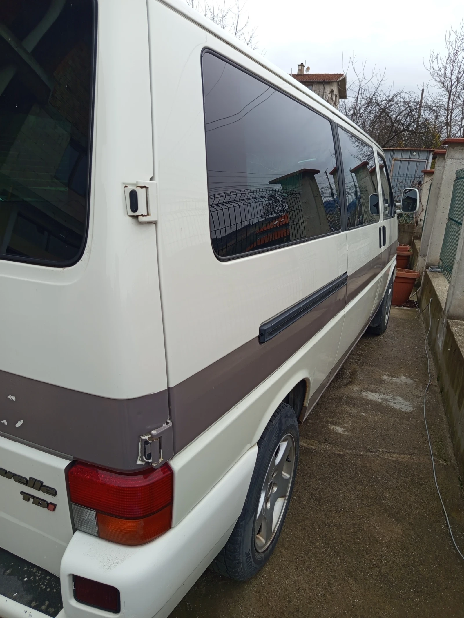 VW Caravelle  - изображение 3