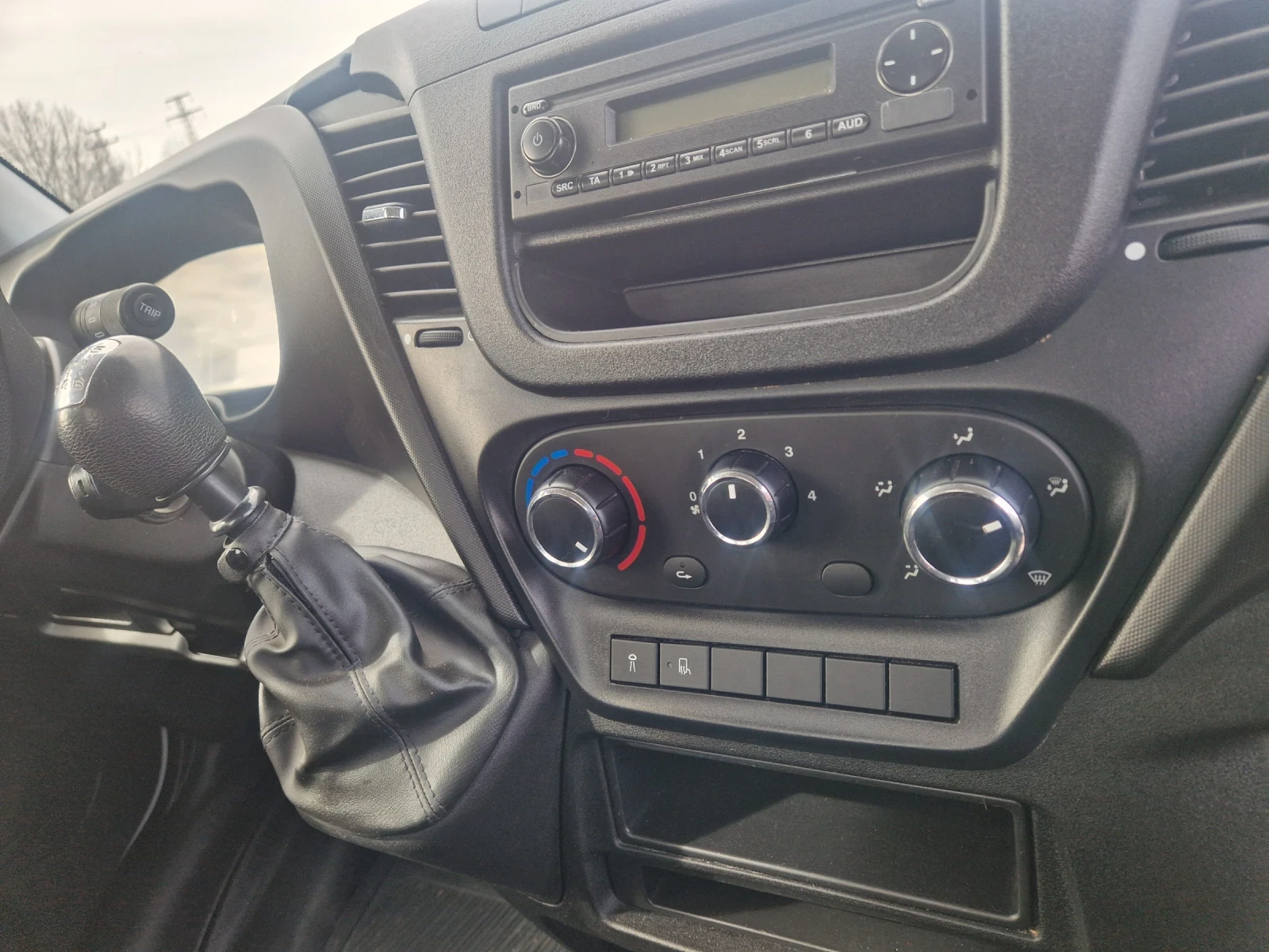 Iveco Daily 35-15 5.30�����.evro 5b 3.5t 3.0 ����� | Mobile.bg � ����������� 12