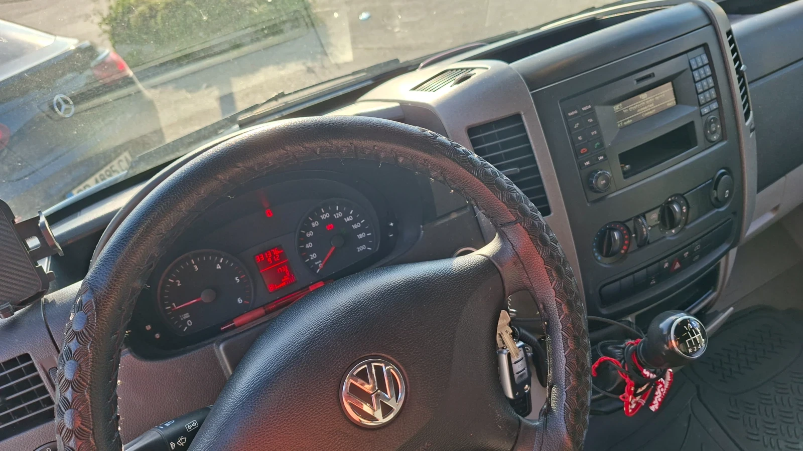 VW Crafter 2.0 TDi MAXI, снимка 8 - Бусове и автобуси - 54824776