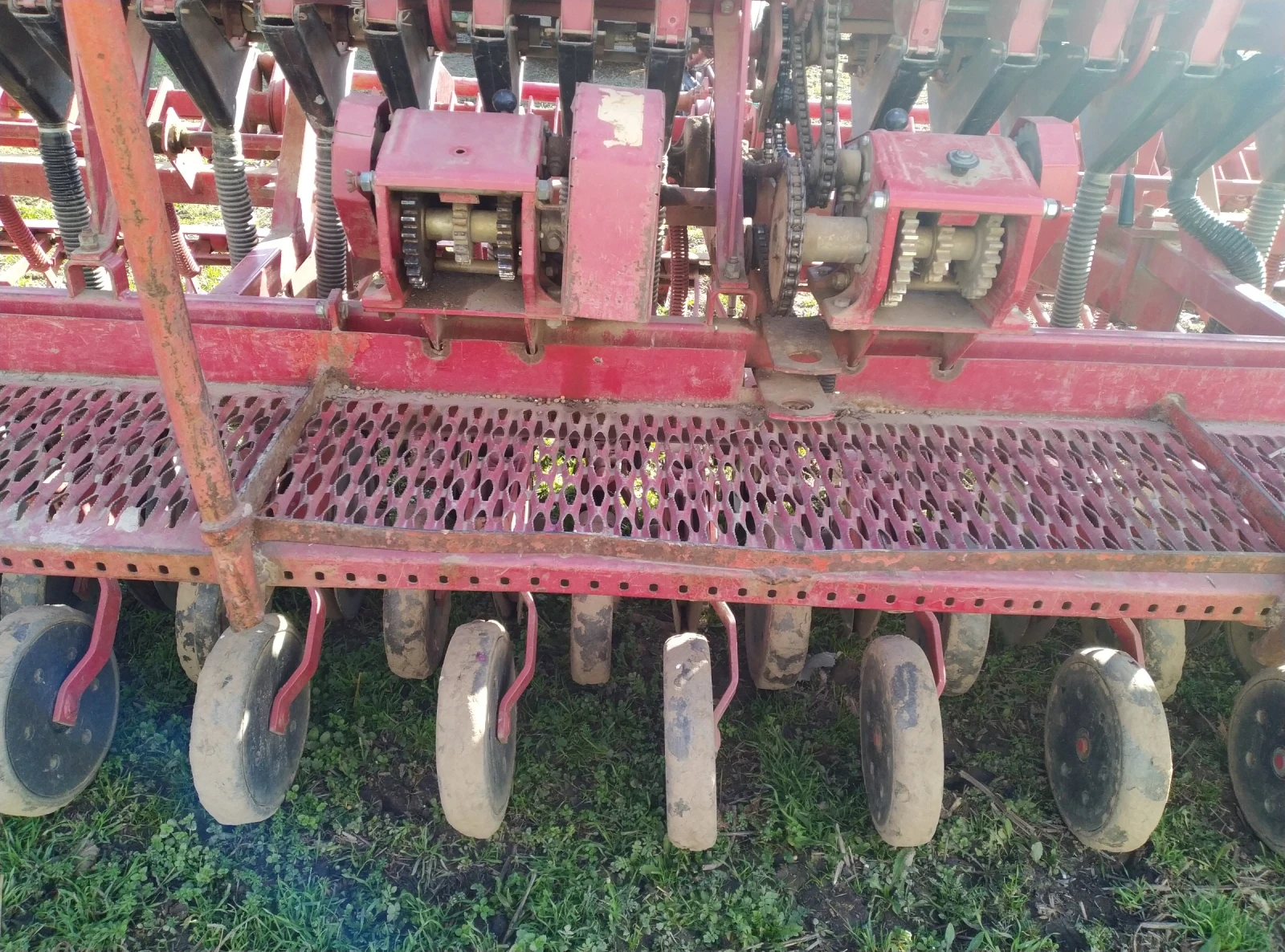 Сеялка Друга марка  - изображение 3