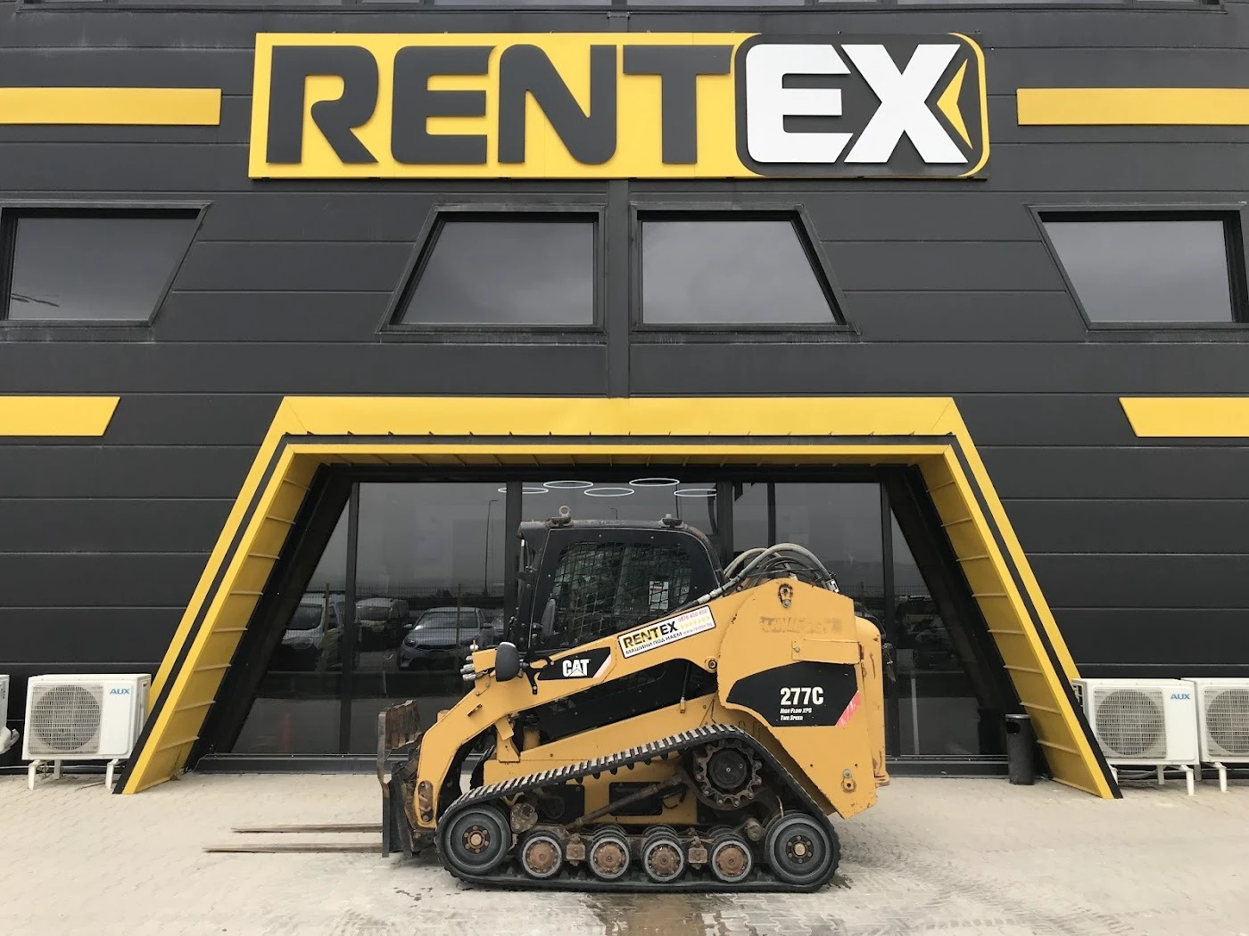    Cat 277C 4200. | Mobile.bg   1