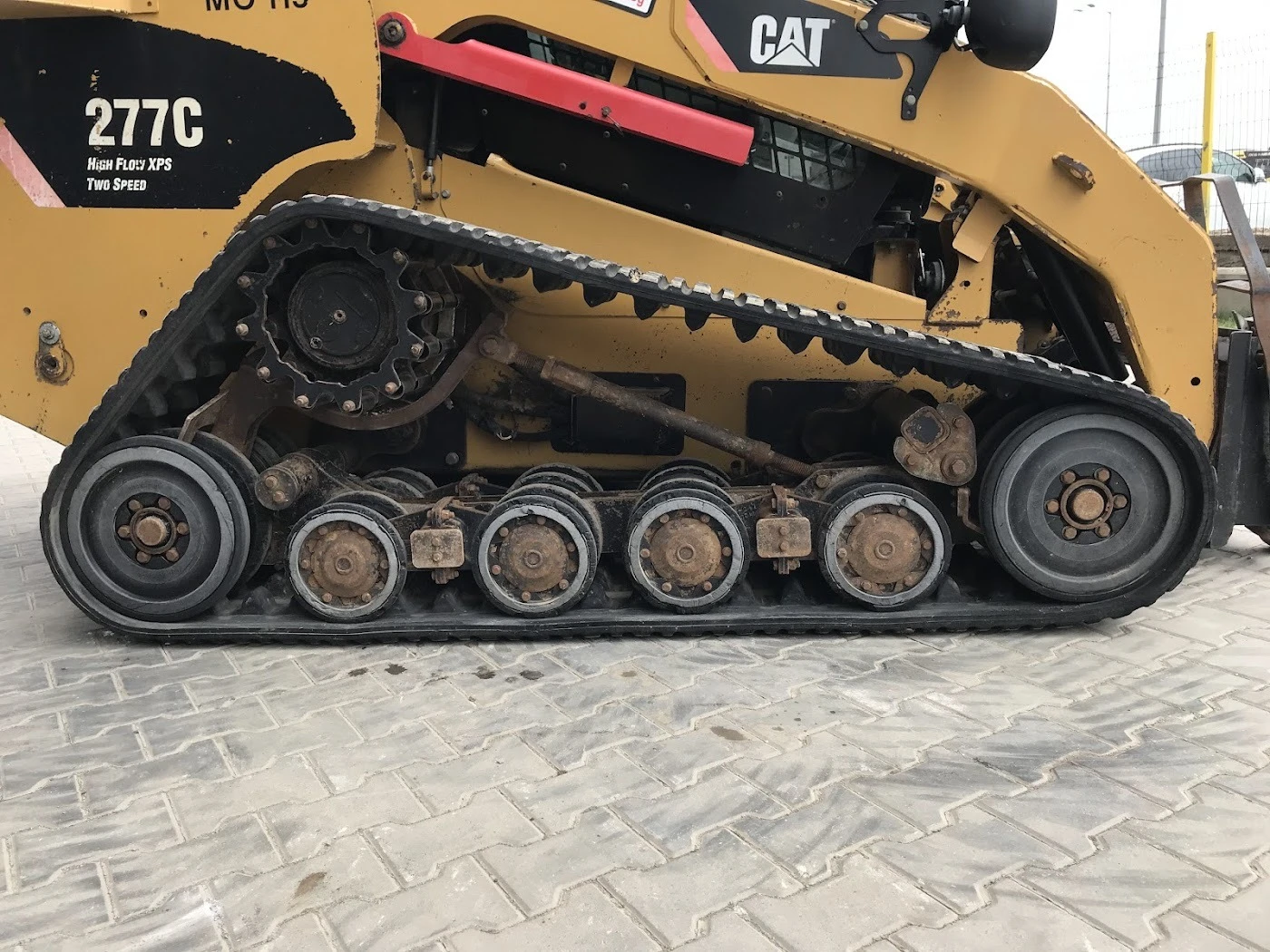    Cat 277C 4200. | Mobile.bg   11