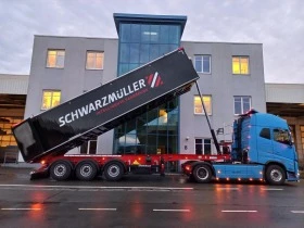      Schwarzmuller 553, 3 