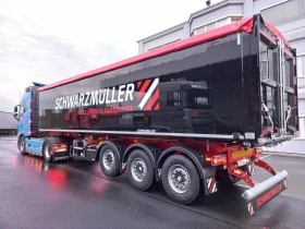      Schwarzmuller 553, 3 