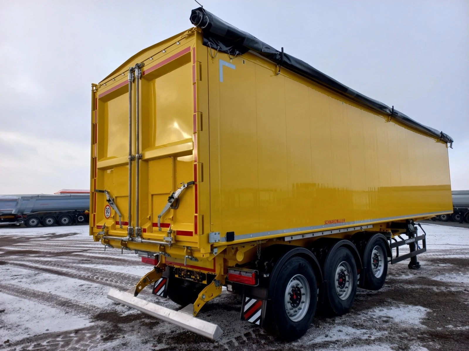  Schwarzmuller 553, 3  | Mobile.bg   10