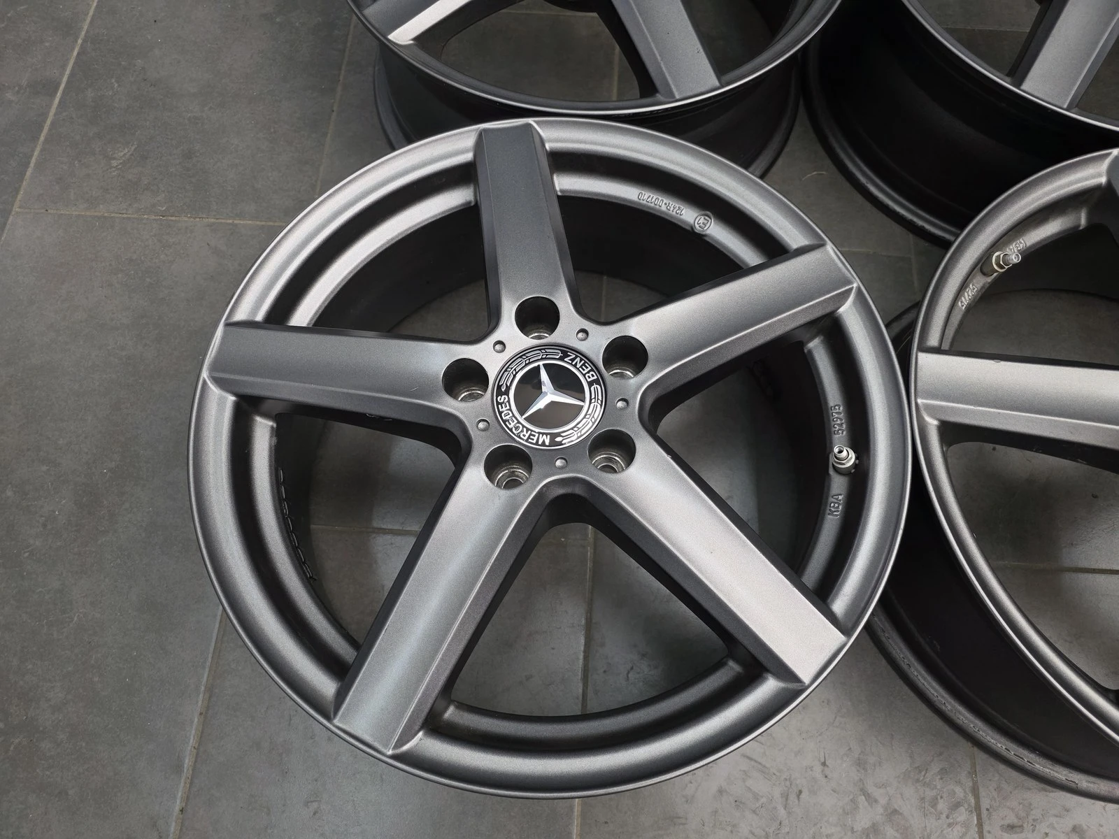 Джанти за Mercedes-Benz, снимка 7 - Гуми и джанти - 56718262