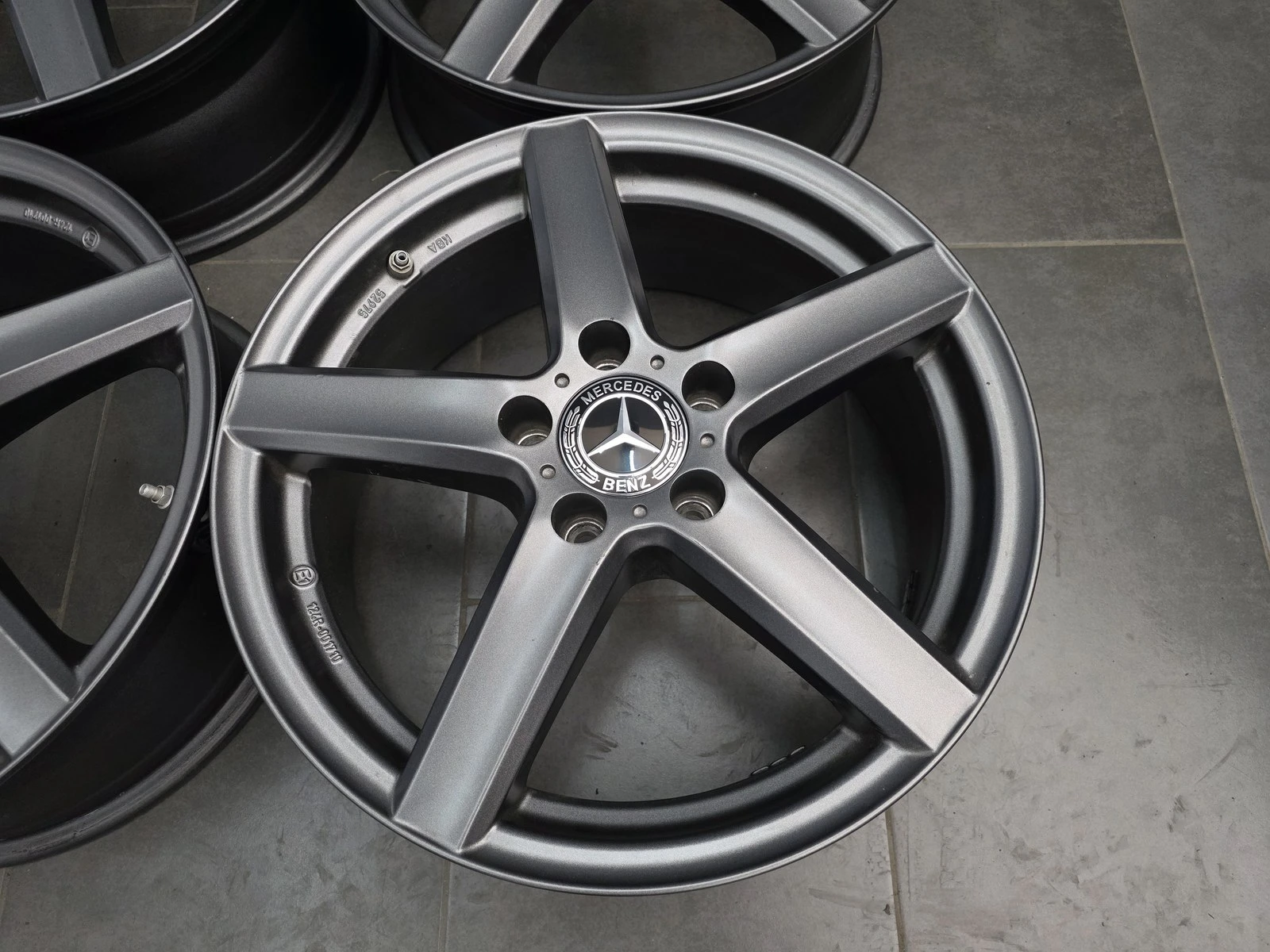 Джанти за Mercedes-Benz, снимка 8 - Гуми и джанти - 56718262
