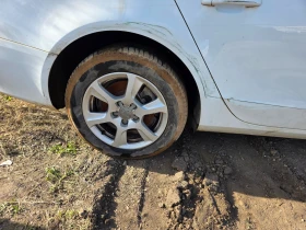 Audi A4 на части, снимка 3
