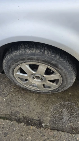 VW Passat 1.9 tdi Hi line 116 к.с p d кожа клима - 1350 € / 2640.37 лв. - 95736395 15