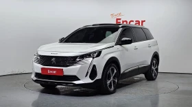 ������ Peugeot 5008