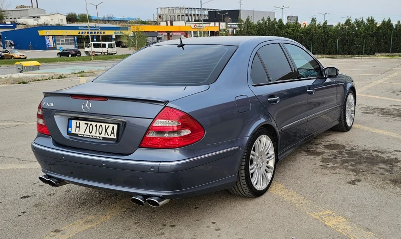 Mercedes-Benz E 320 3.2 Бензин-Газ, снимка 3 - Автомобили и джипове - 48043844