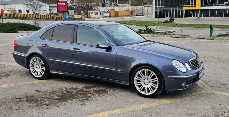 Mercedes-Benz E 320 3.2 Бензин-Газ, снимка 8 - Автомобили и джипове - 48043844