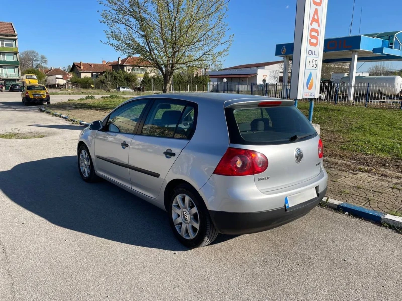 VW Golf 1.9 TDI, 105 к.с., Климатроник, снимка 4 - Автомобили и джипове - 47425924