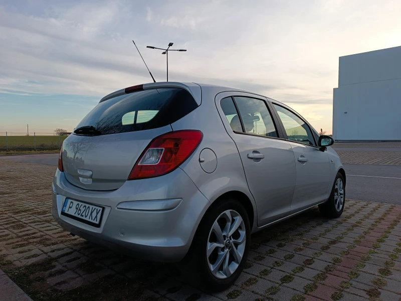 Opel Corsa Evro 5 Facelift, снимка 4 - Автомобили и джипове - 48394780