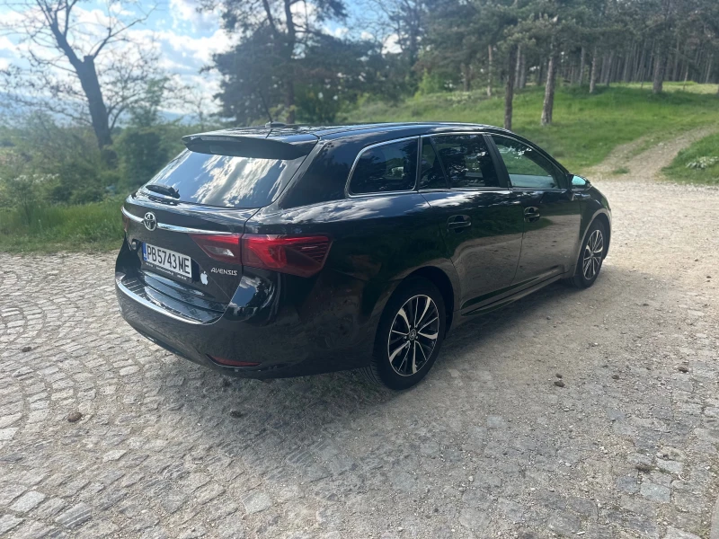 Toyota Avensis 2.0 D4D, снимка 6 - Автомобили и джипове - 50129419