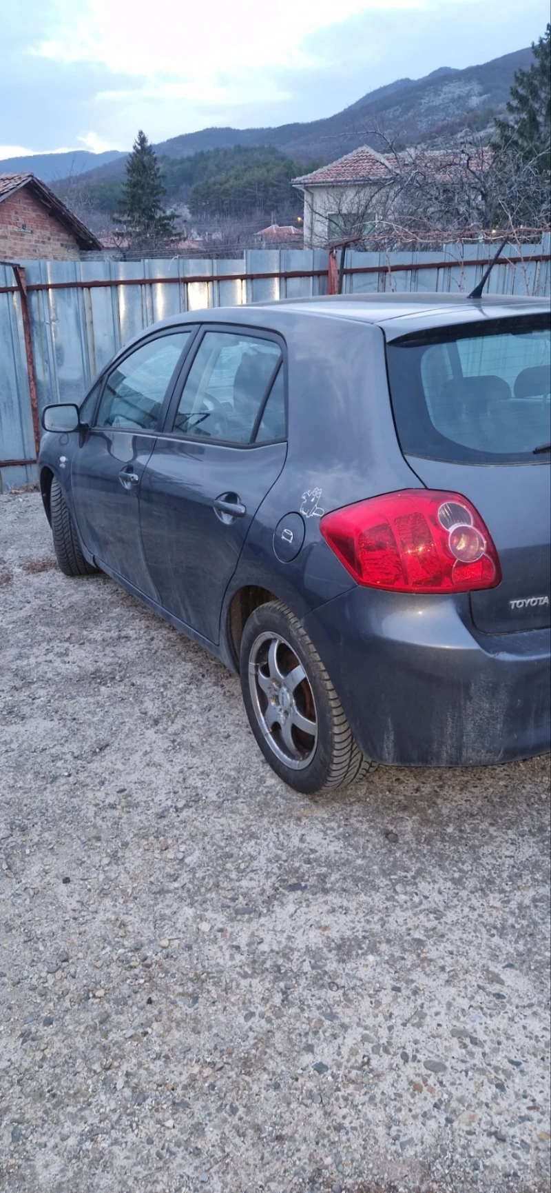 Toyota Auris 2.2/177 DCAT, снимка 4 - Автомобили и джипове - 51402334