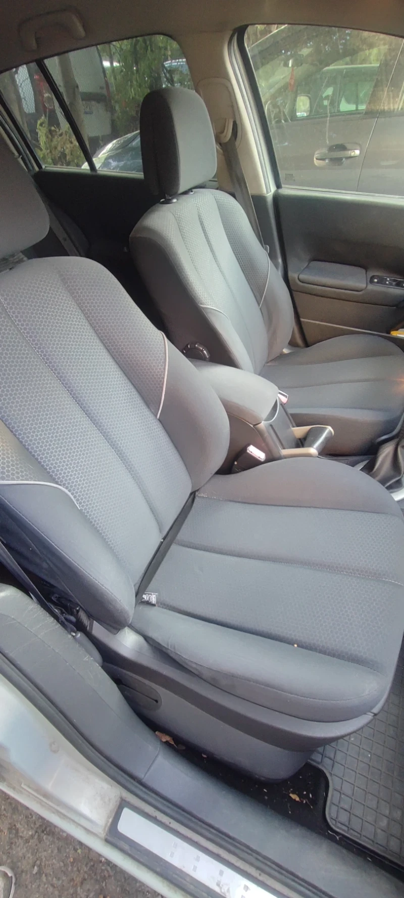 Renault Megane, снимка 6 - Автомобили и джипове - 51449766