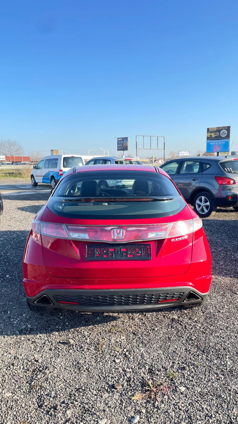 Honda Civic 1.8i 140к.с., снимка 2 - Автомобили и джипове - 52695851