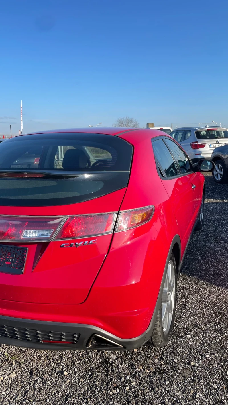 Honda Civic 1.8i 140к.с., снимка 4 - Автомобили и джипове - 52695851