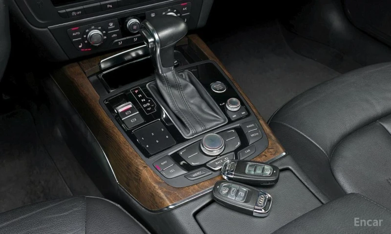 Audi A6, снимка 9 - Автомобили и джипове - 52725893