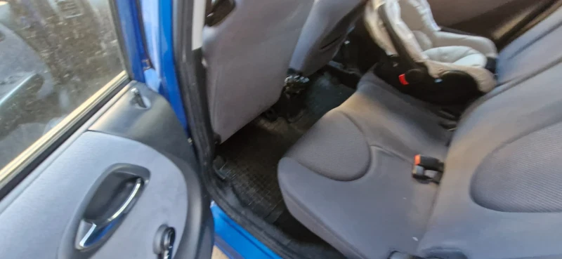 Honda Jazz 1.4, снимка 10 - Автомобили и джипове - 52739674