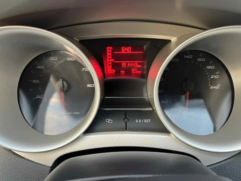 Seat Ibiza, снимка 12 - Автомобили и джипове - 52774601