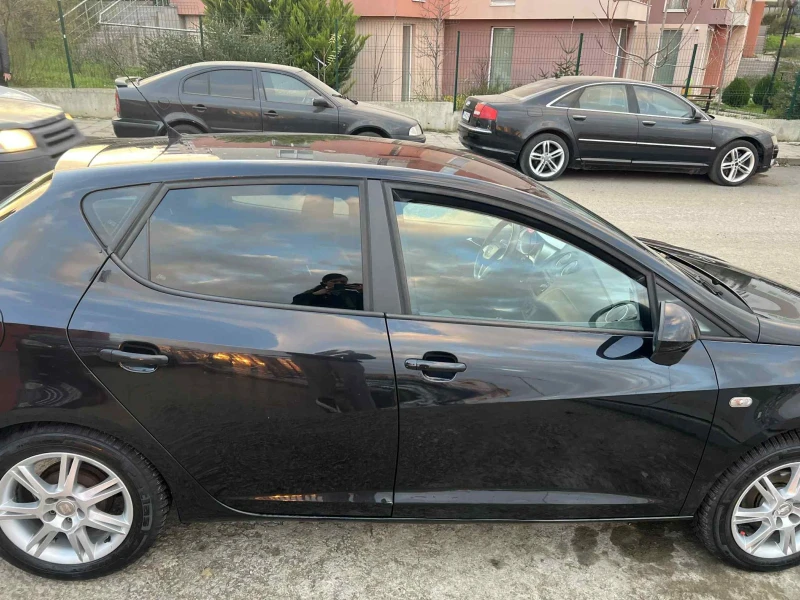Seat Ibiza, снимка 2 - Автомобили и джипове - 52774601