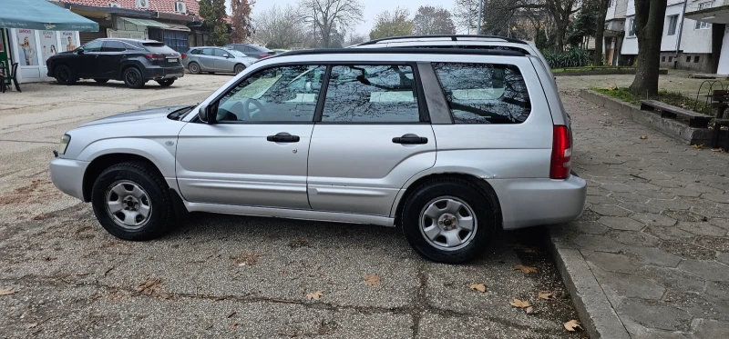 Subaru Forester, снимка 4 - Автомобили и джипове - 52822360
