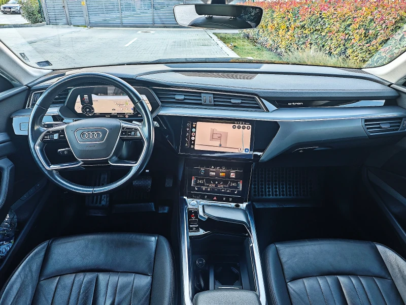 Audi E-Tron 50* ПАНОРАМА* КОЖА* ФУЛ* НОВА* 4х4* SOH95%, снимка 7 - Автомобили и джипове - 52920966