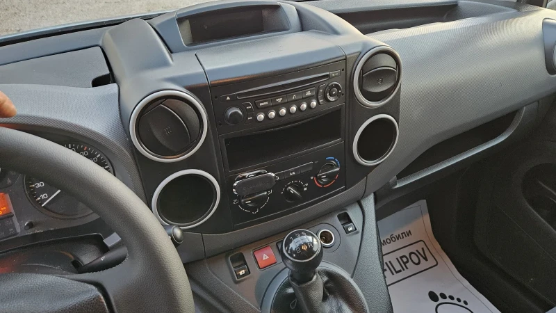 Peugeot Partner 1.6 E-HDI , снимка 11 - Автомобили и джипове - 53100363