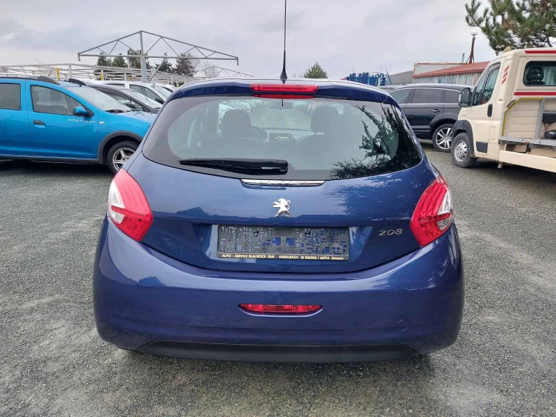 Peugeot 208 1.4Hdi, снимка 7 - Автомобили и джипове - 53292102