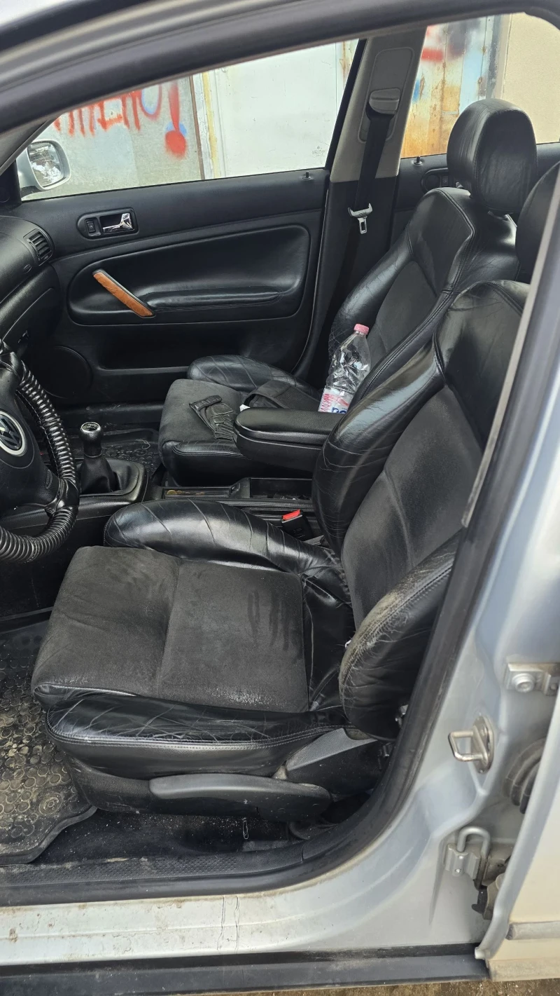 VW Passat 1.9 tdi Hi line 116 к.с p d кожа клима, снимка 5 - Автомобили и джипове - 53356103