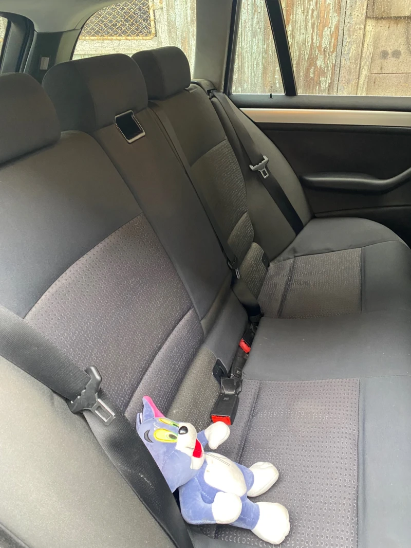 BMW 330, снимка 6 - Автомобили и джипове - 53451088